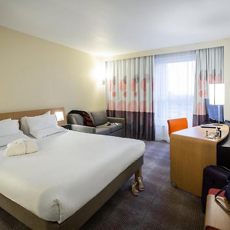 Novotel Reading Centre Экстерьер фото