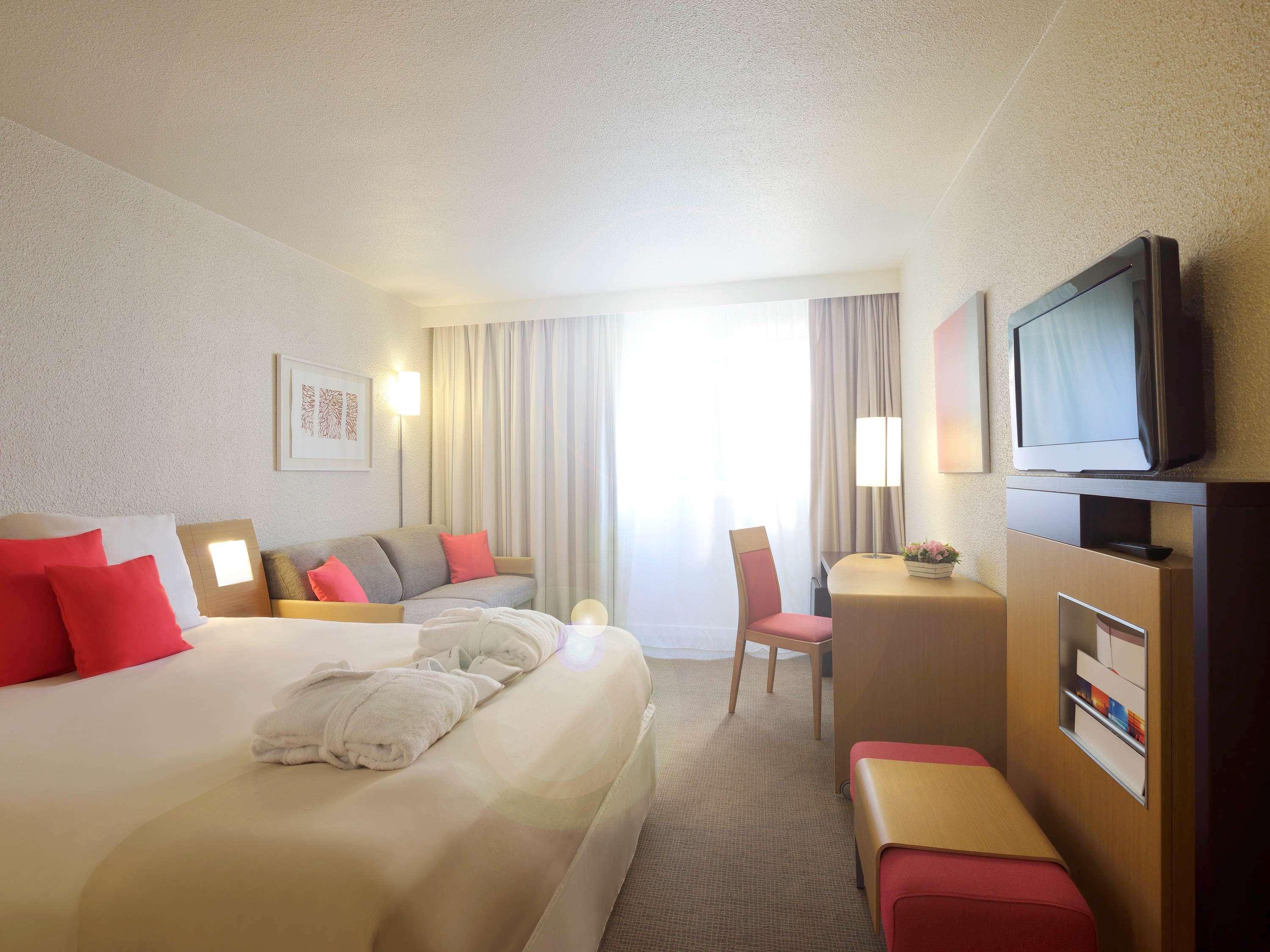 Novotel Reading Centre Экстерьер фото