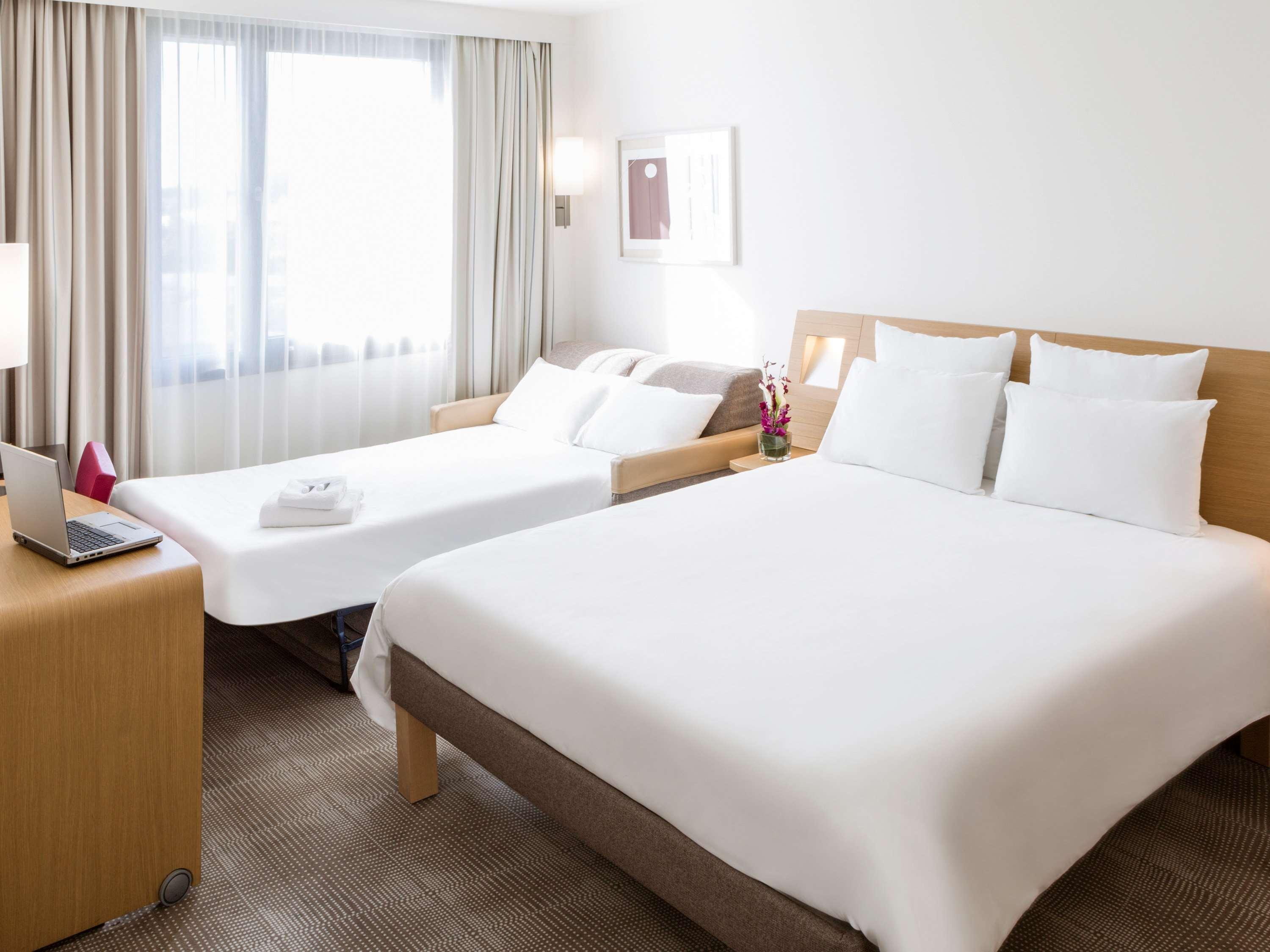 Novotel Reading Centre Экстерьер фото