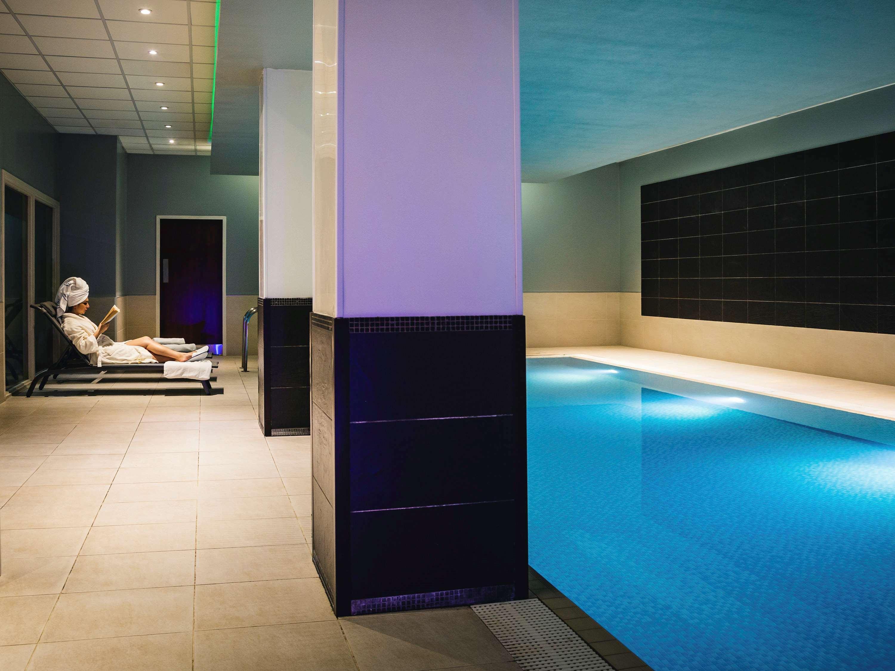 Novotel Reading Centre Экстерьер фото