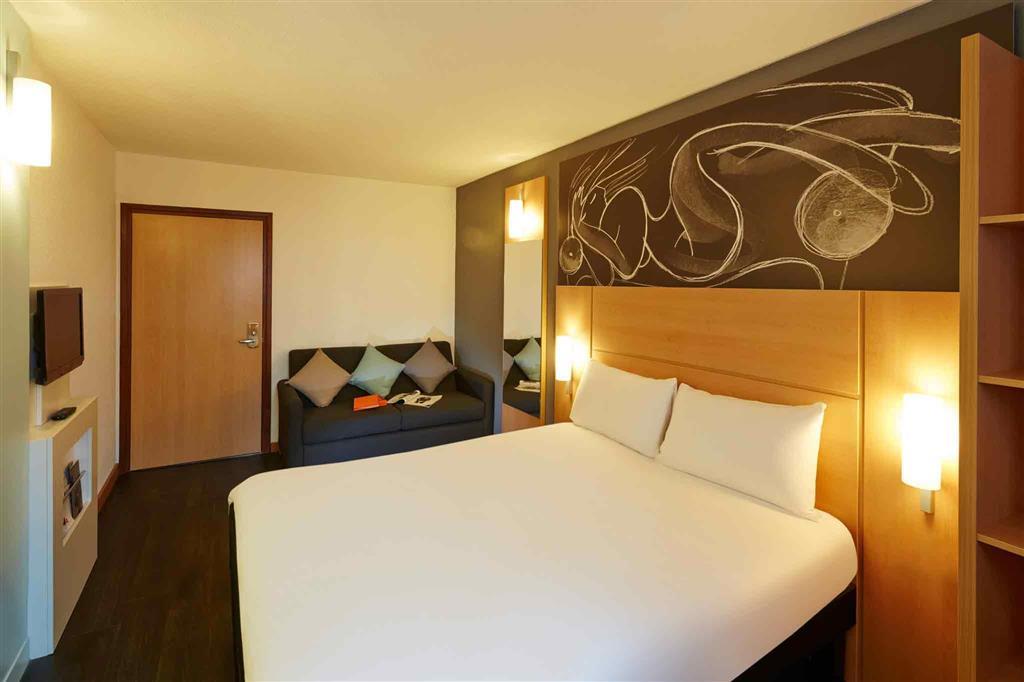 Novotel Reading Centre Экстерьер фото
