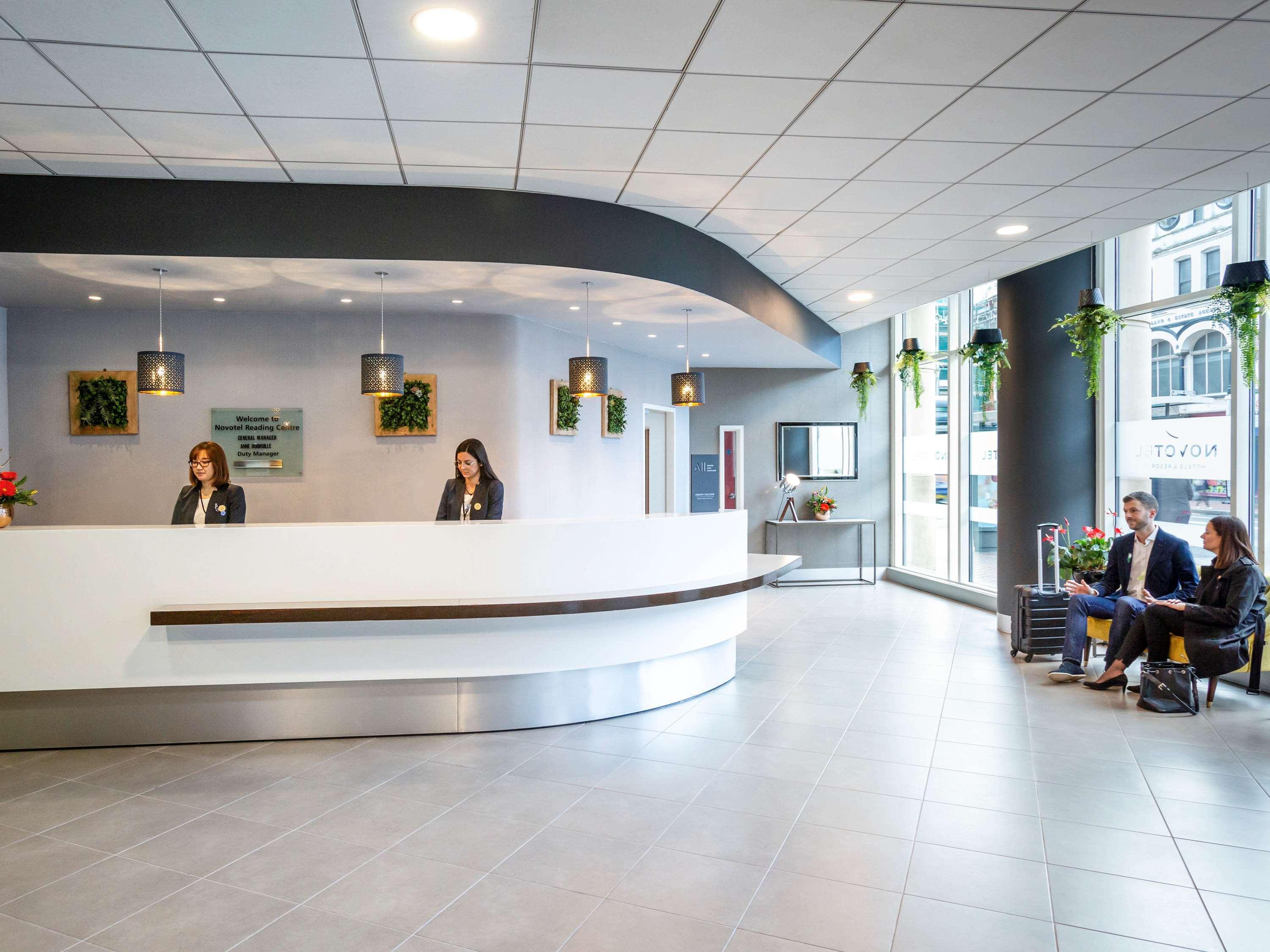 Novotel Reading Centre Экстерьер фото