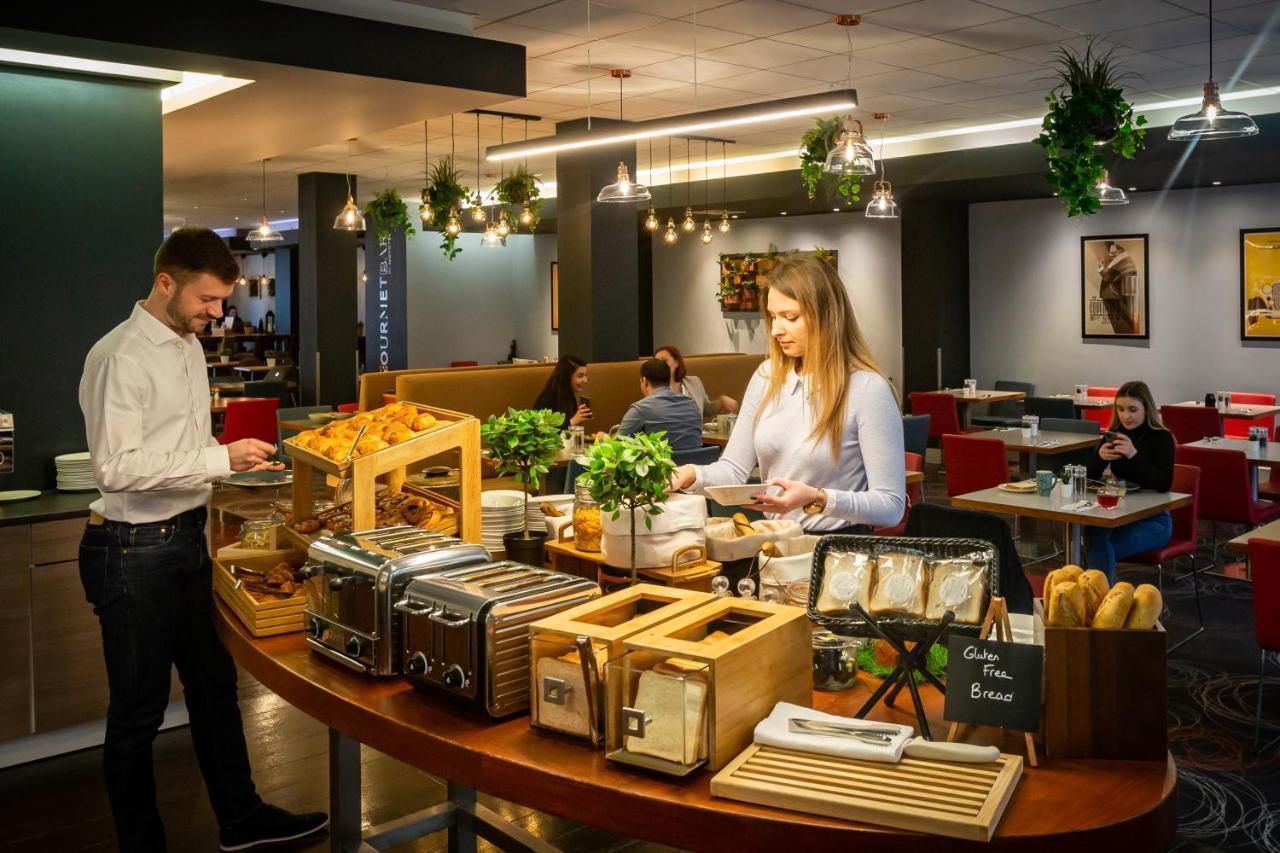 Novotel Reading Centre Экстерьер фото