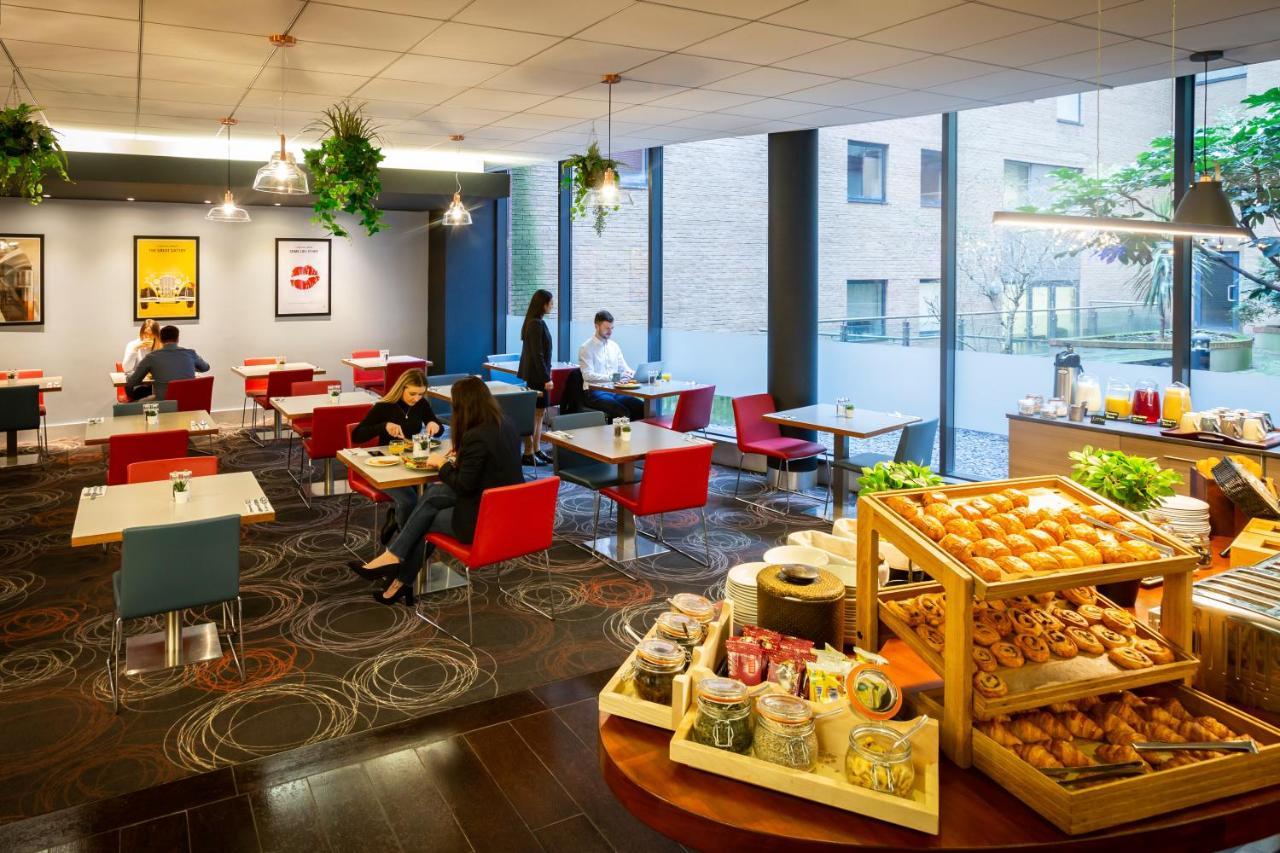 Novotel Reading Centre Экстерьер фото